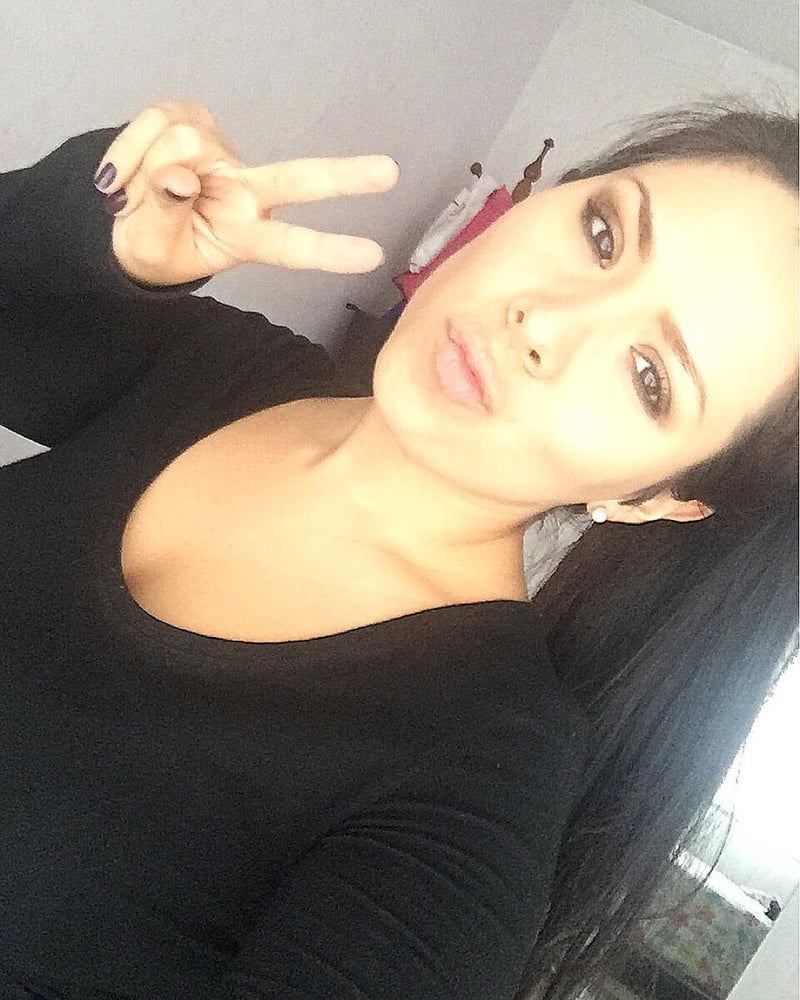 Vanessa, Peru (Vol.3) #104247114