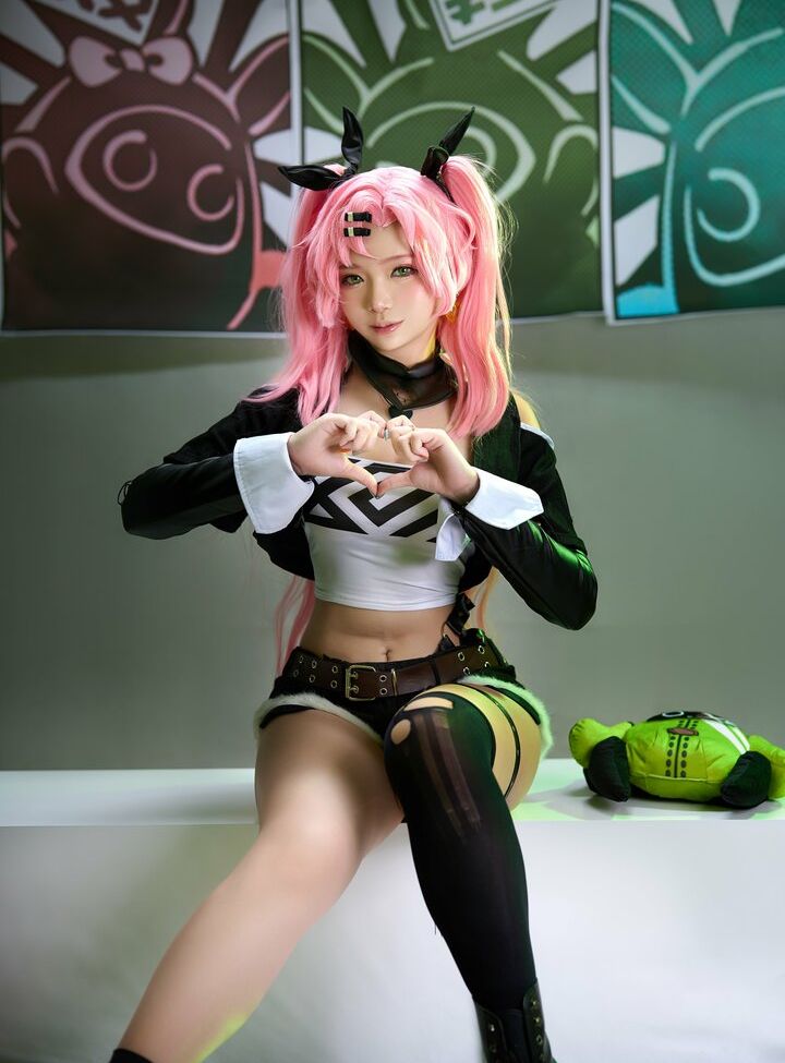 ZinieQ Cosplayer nude #108586359
