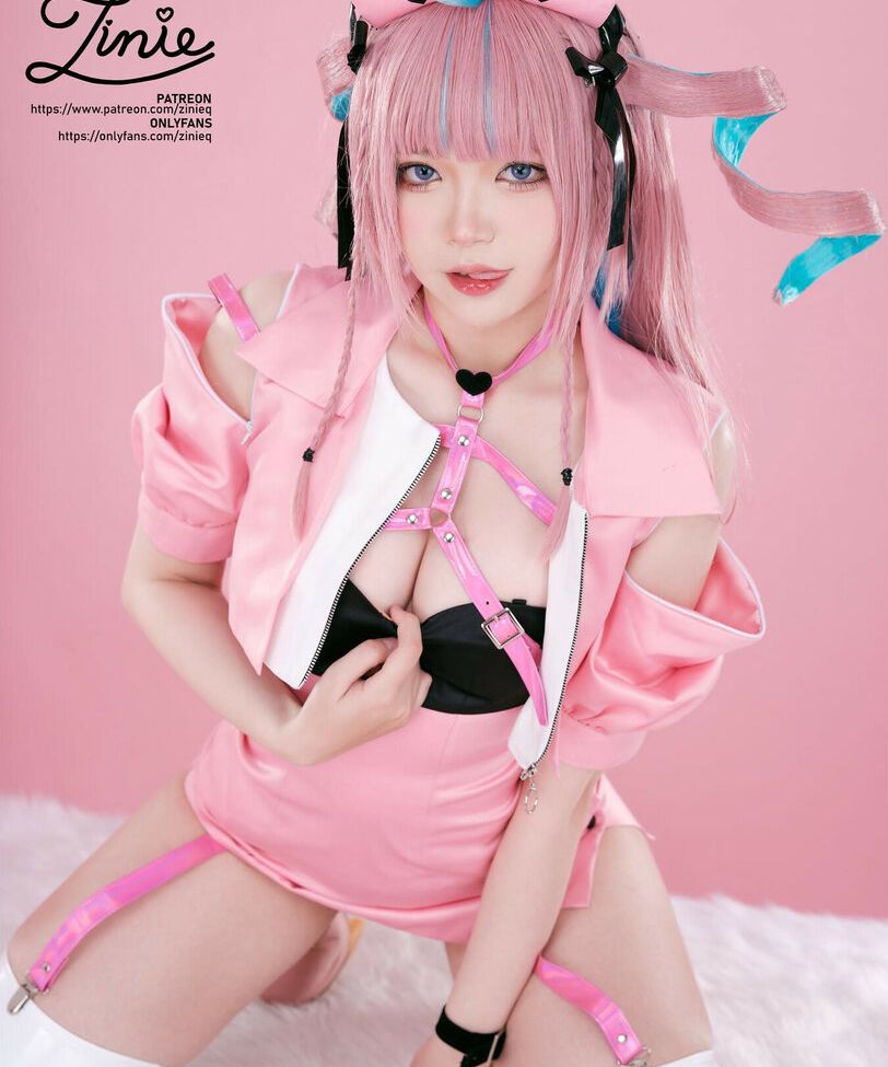 ZinieQ Cosplayer nude #108586393
