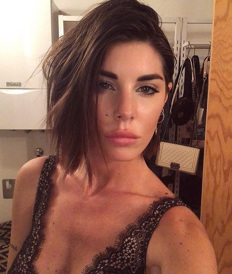 Bianca atzei
 #92910885