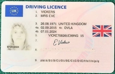 UK Married Slut Eve Vickers works in York UK #82203360