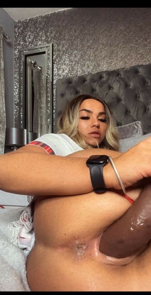 Eden2000 desnuda #109873363