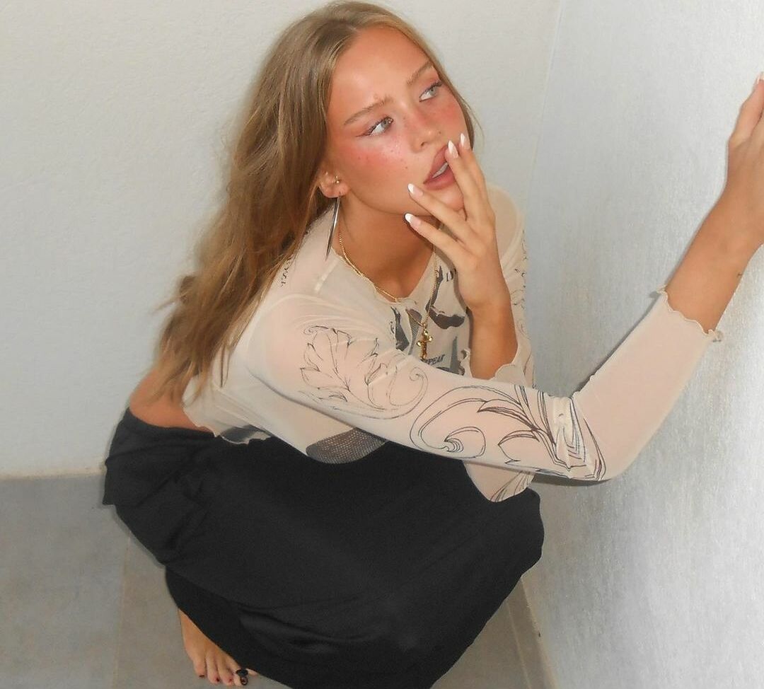 Lotte Elizabeth Lotteegs nude #109541474