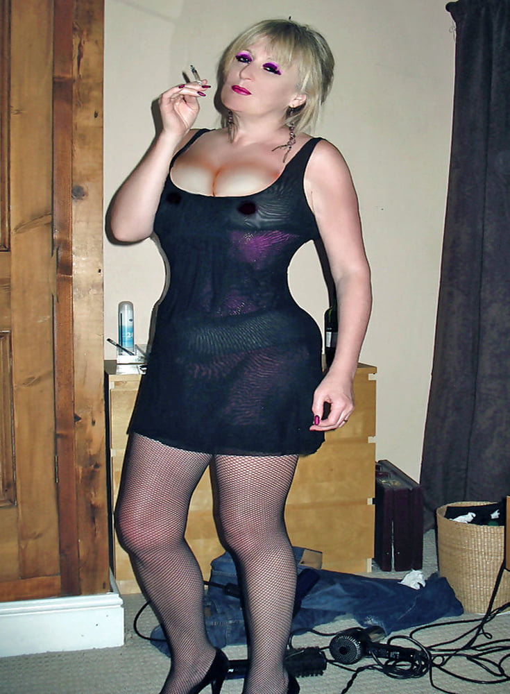 Sie liebt es, sich zu verkleiden
 #105887596