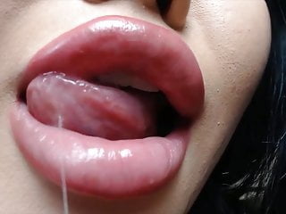 Tongue (still) #91259366