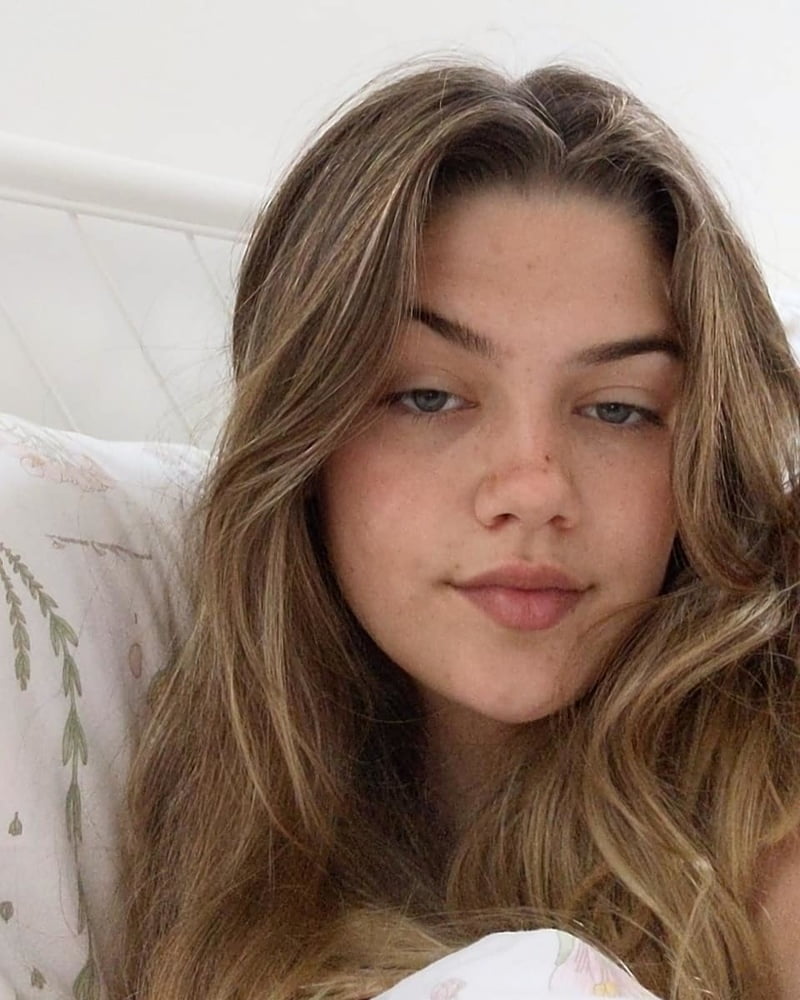 Mezcla de mujeres sexys
 #95724173