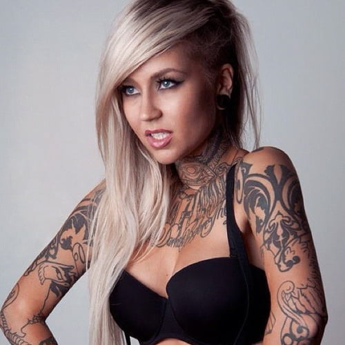 Lectura de cama, un estudio de damas entintadas
 #97050572