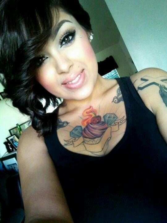 Lectura de cama, un estudio de damas entintadas
 #97050769