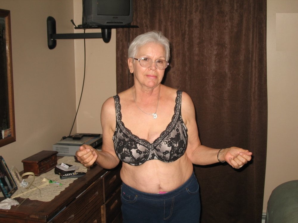 Jeannie #93756522