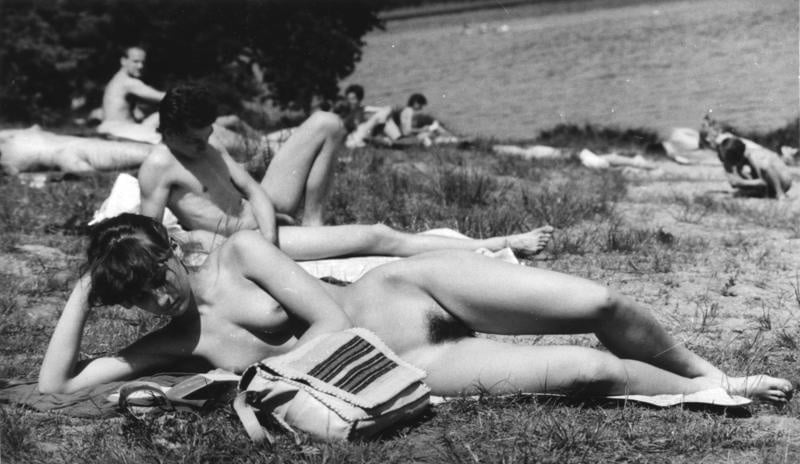 DDR nudist #98945570