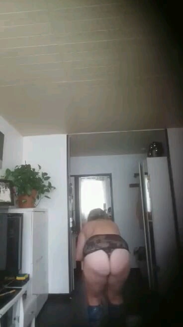 un peut de legerter 2 #80746330