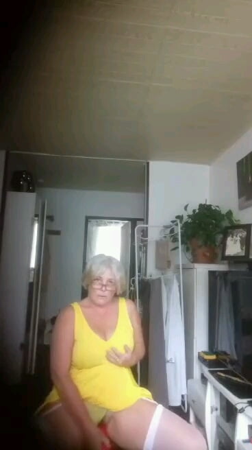 un peut de legerter 2 #80746519