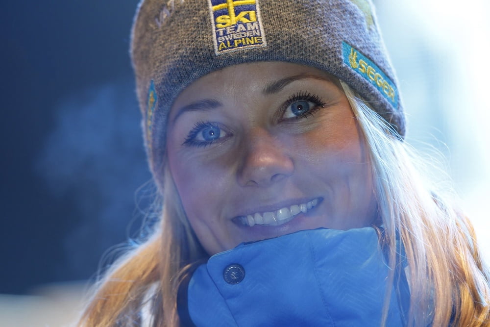 Skibabes 12 #90834455