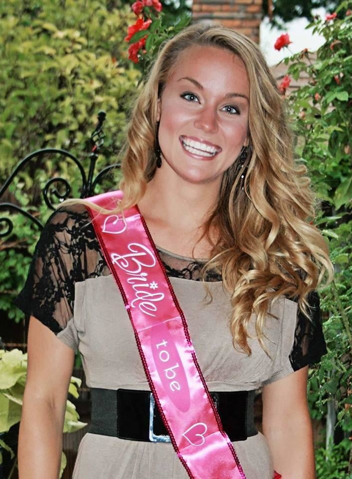 Homenaje para una super milf 69
 #101851845