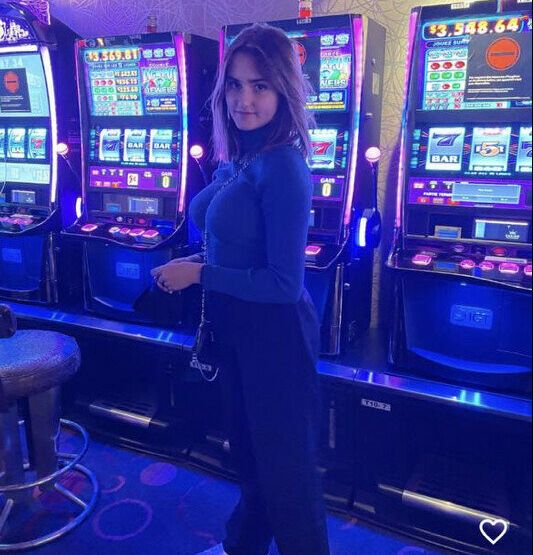 Charlotte Haffner desnuda #108289601