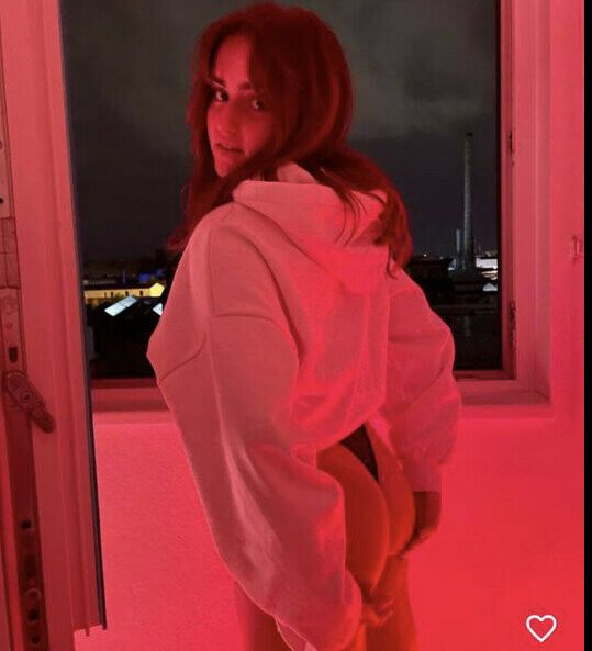 Charlotte Haffner desnuda #108289611