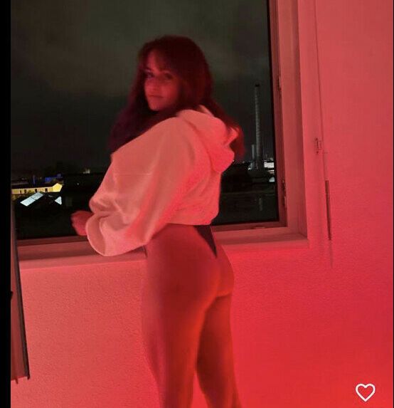 Charlotte Haffner desnuda #108289615