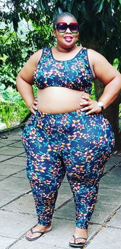 Huge booty mega hip africaines ssbbw pear lana
 #104910875