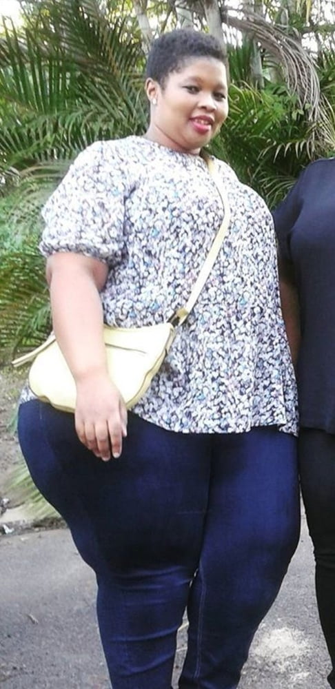 Huge booty mega hip africaines ssbbw pear lana
 #104911239