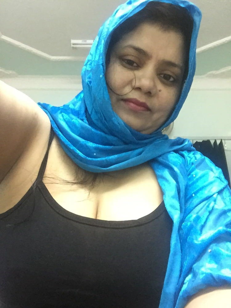Unseen indian desi aunty mix nude pic #95802958