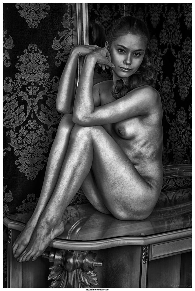 Beauty in Black and White 42 #98256001