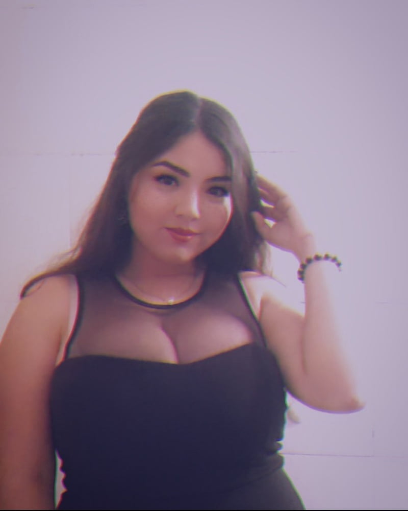 Laura con mega TETAS #96163202