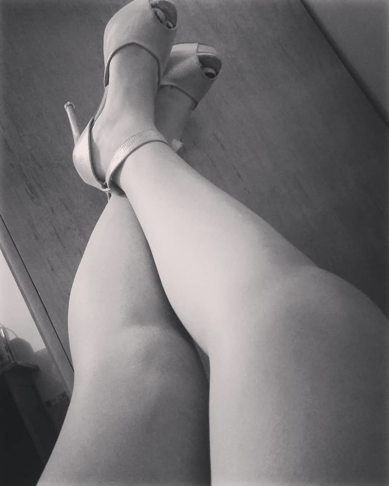 Laura con mega TETAS #96163322