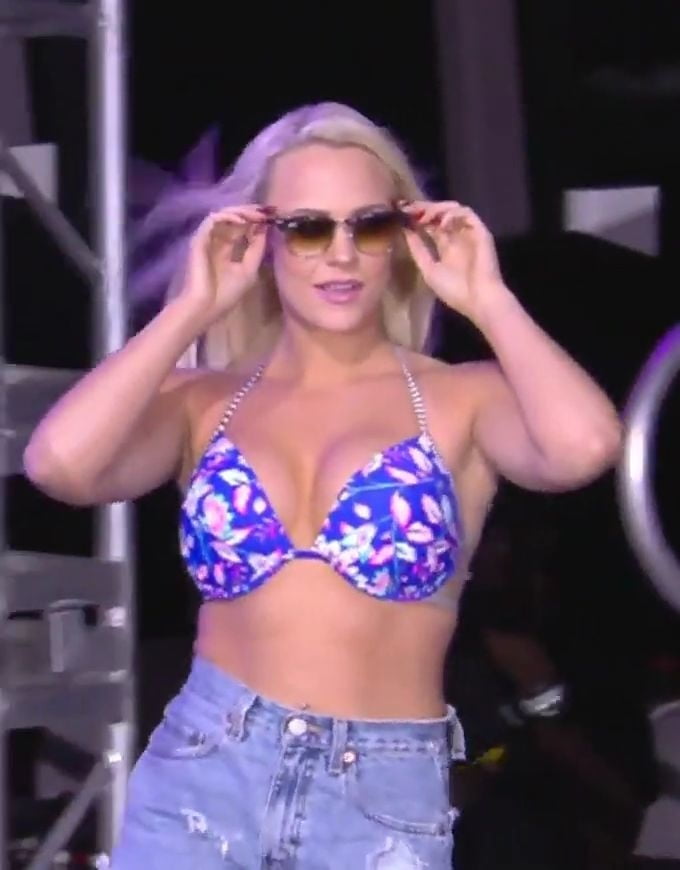 AEW Penelope Ford #91288330
