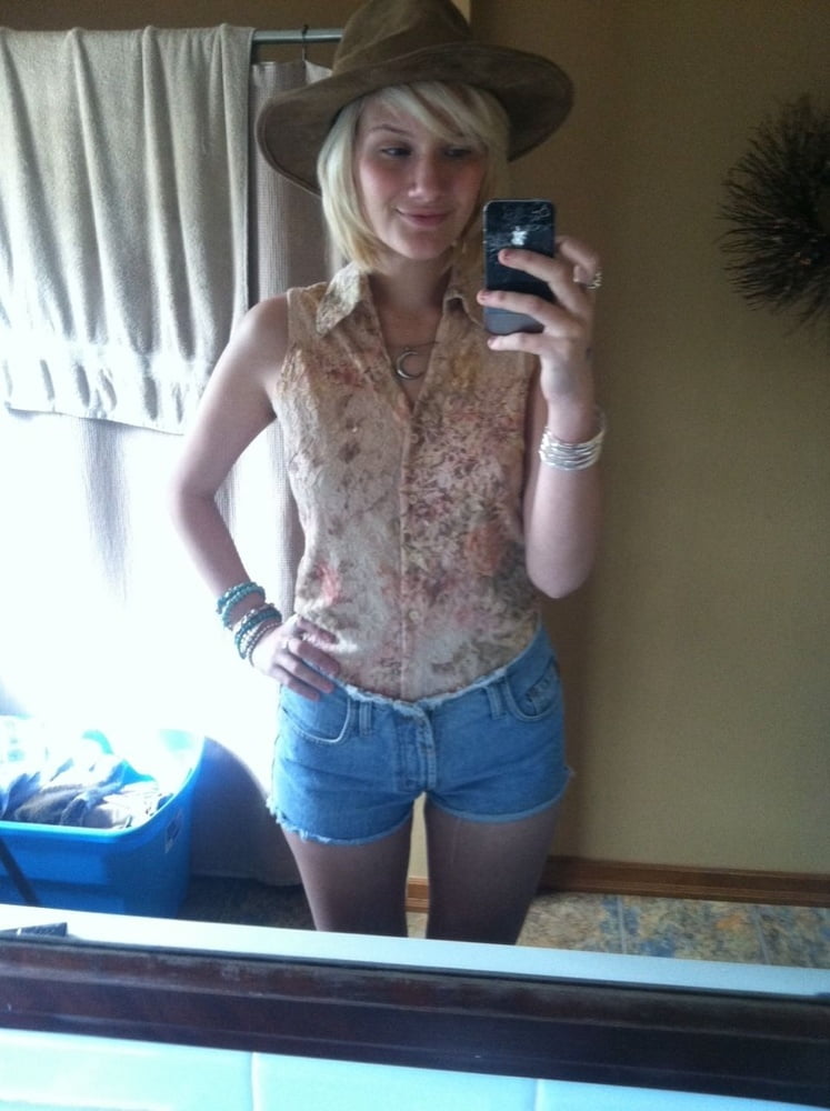 Excentric girl #103600611