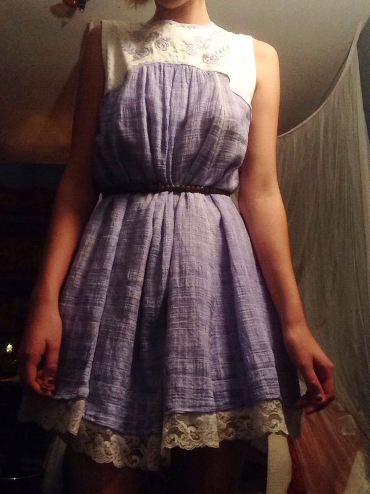Excentric girl #103600630