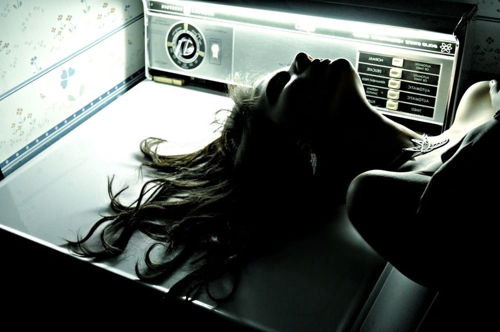 Excentric girl #103600690