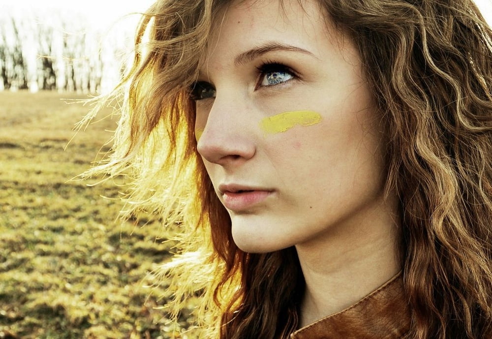 Excentric girl #103600761