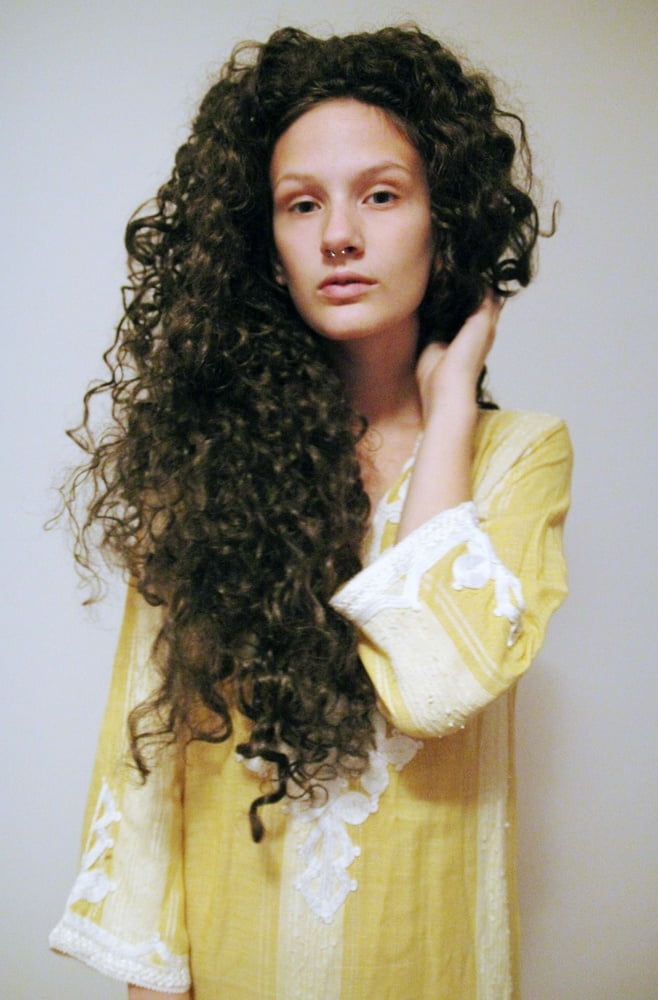 Excentric girl #103600774