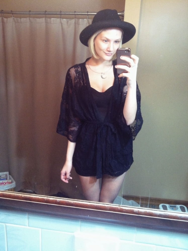 Excentric girl #103600804