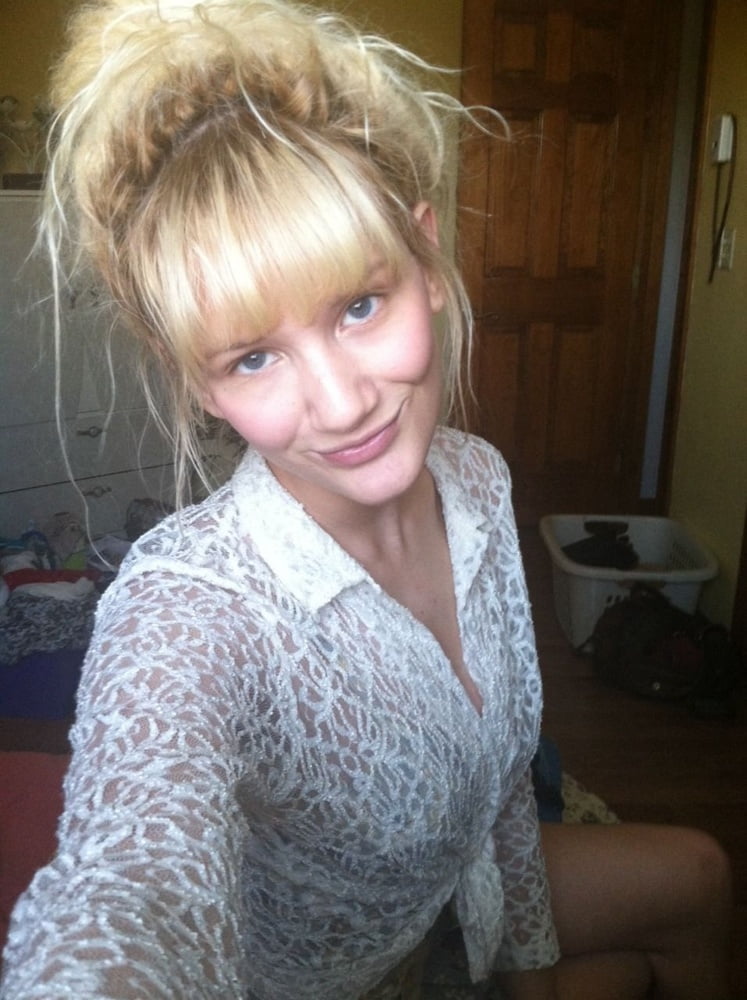 Excentric girl #103601066