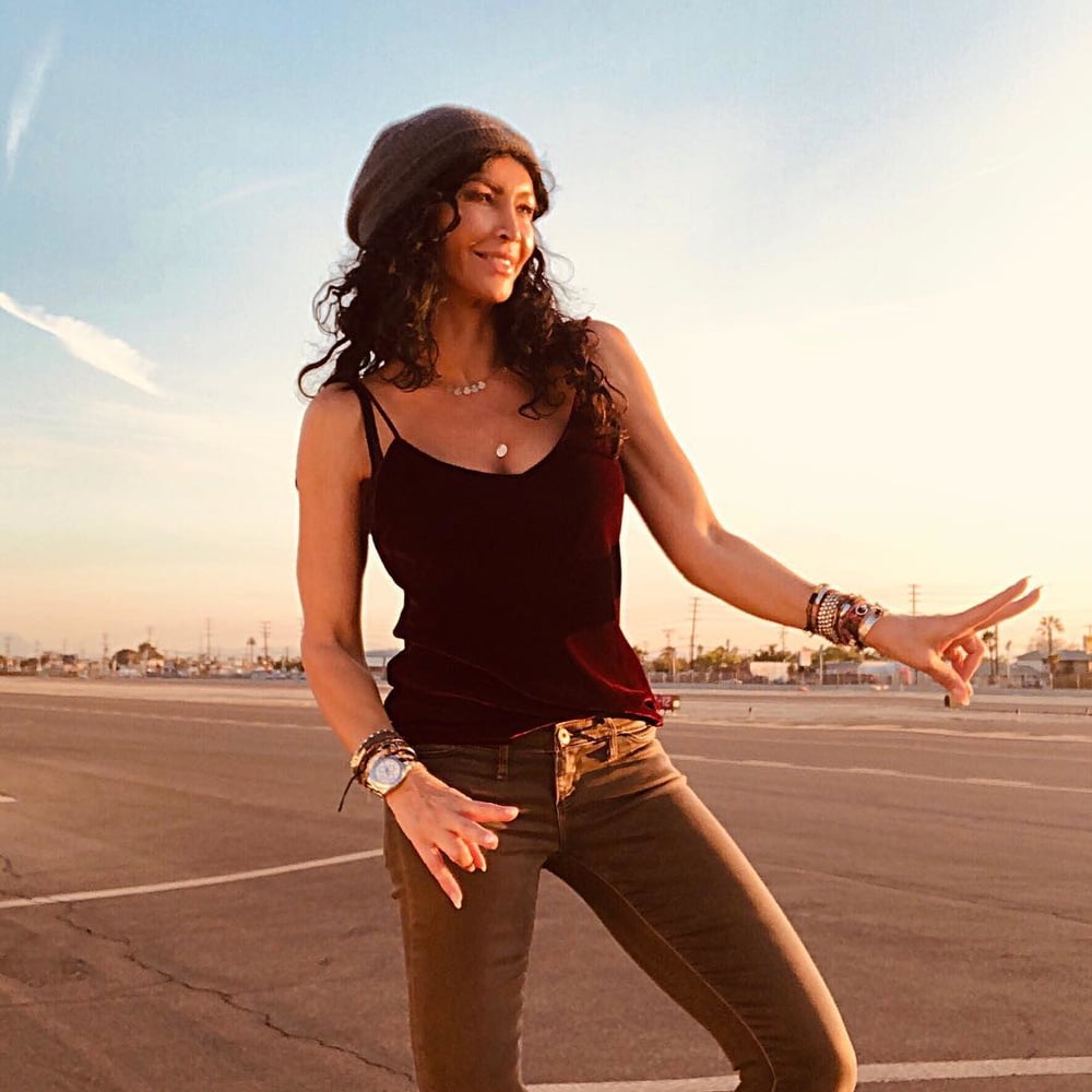 Mihaela radulescu
 #92587186