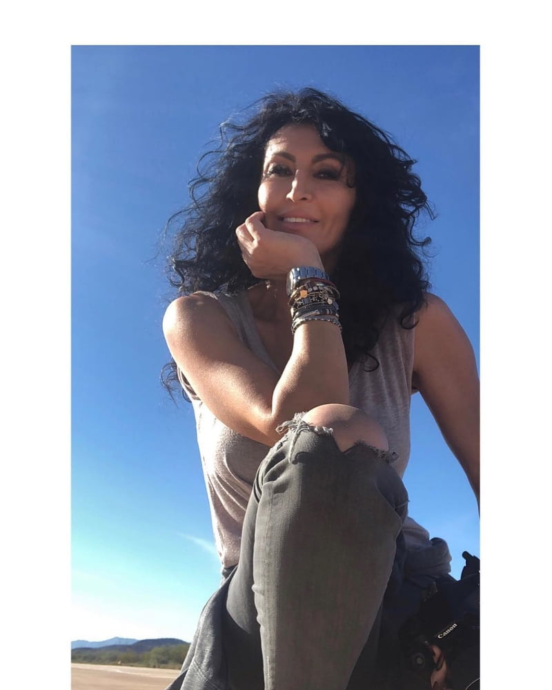 Mihaela radulescu
 #92587273