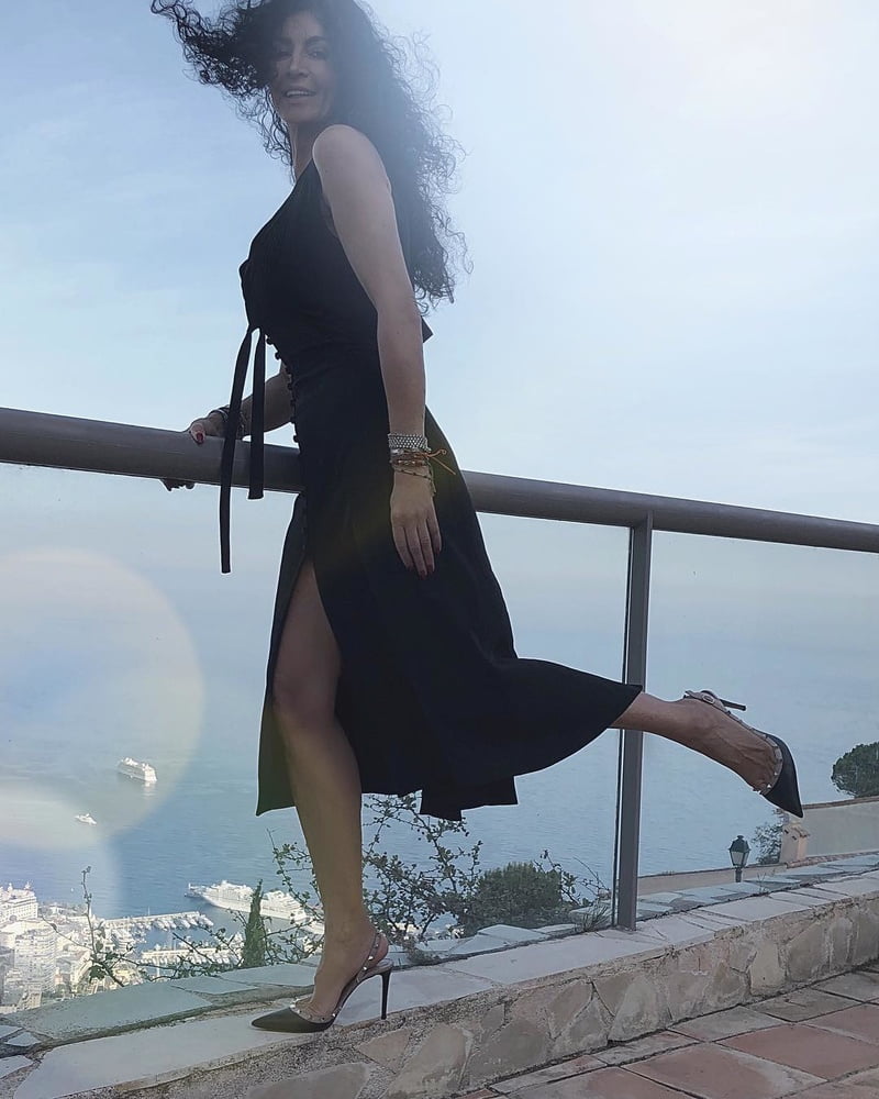 Mihaela radulescu
 #92587285