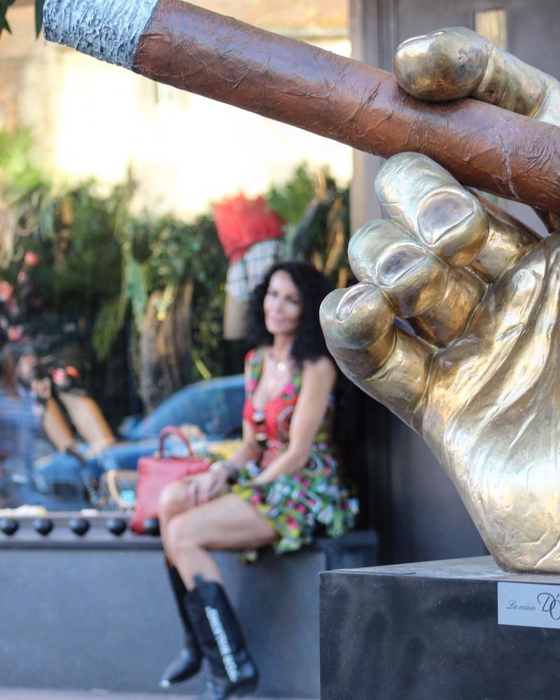 Mihaela radulescu
 #92587288