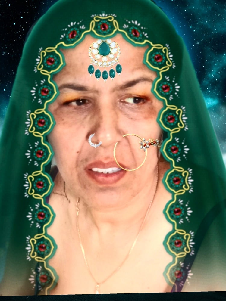 Meena sexy bhabhi
 #100384914