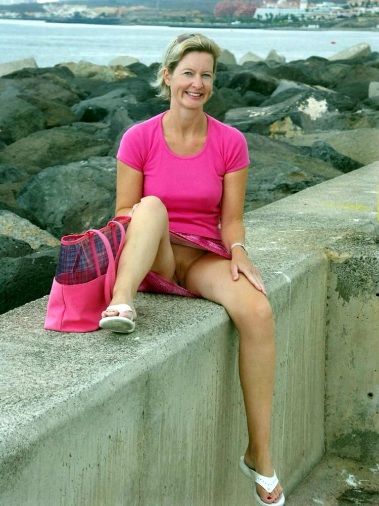 Blonde Milf
 #105658421