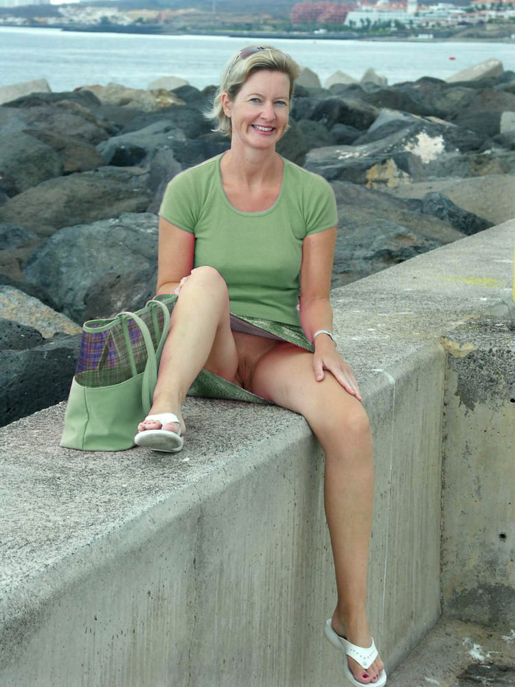 Blonde Milf
 #105658462