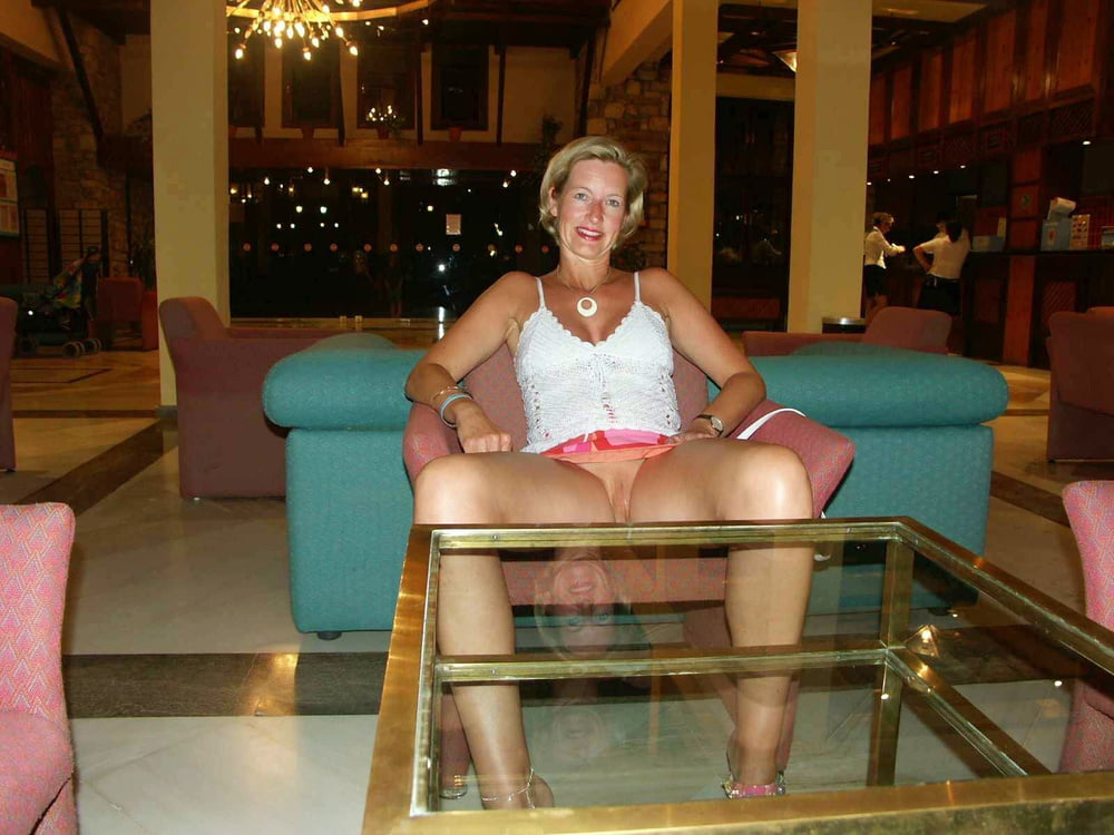 Blonde Milf
 #105658483