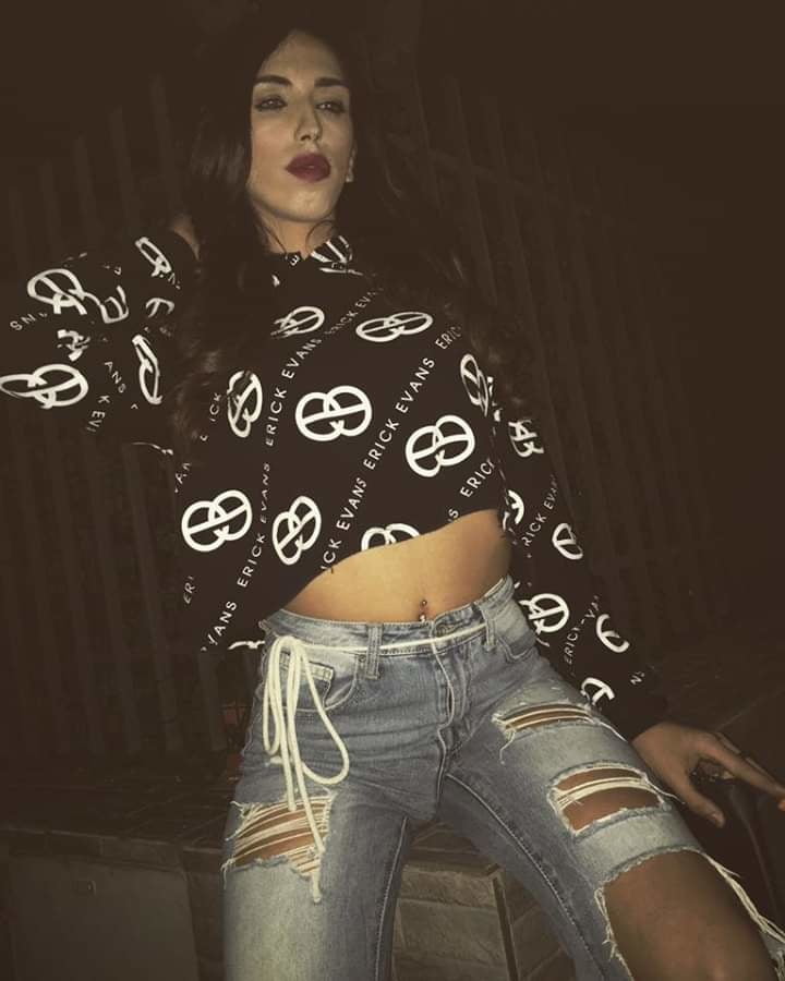 Tonya bove la zoccola
 #96905729