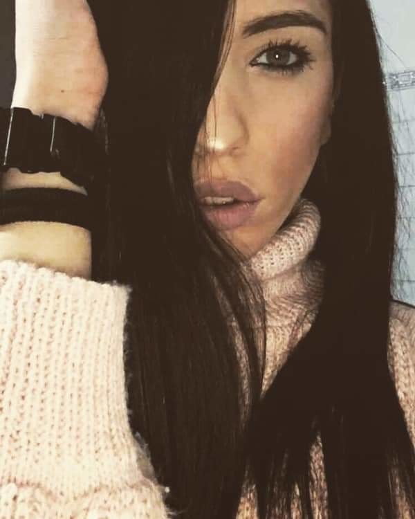 Tonya bove la zoccola
 #96905744