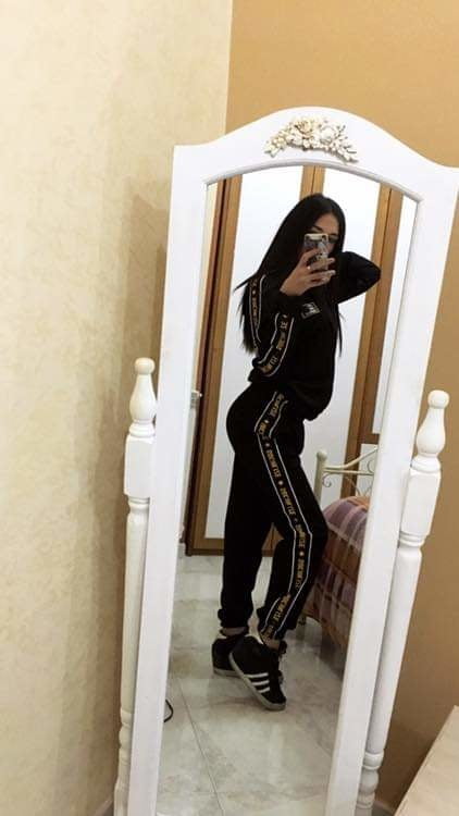 Tonya bove la zoccola
 #96905766