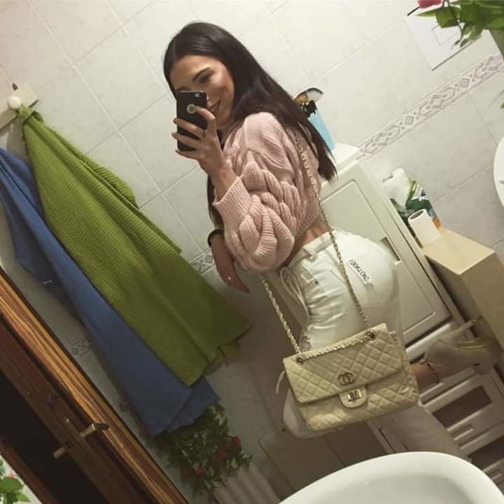 Tonya bove la zoccola
 #96905788