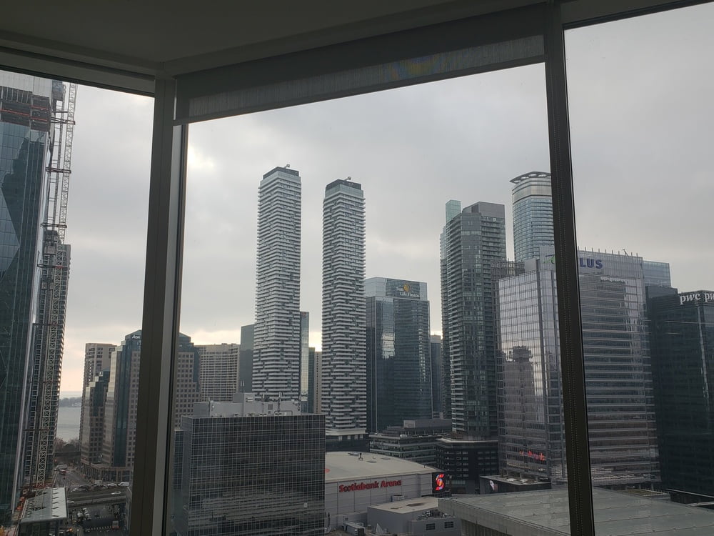 Meine sexy Stiefel und Toronto Arbeit Ansichten
 #106740357