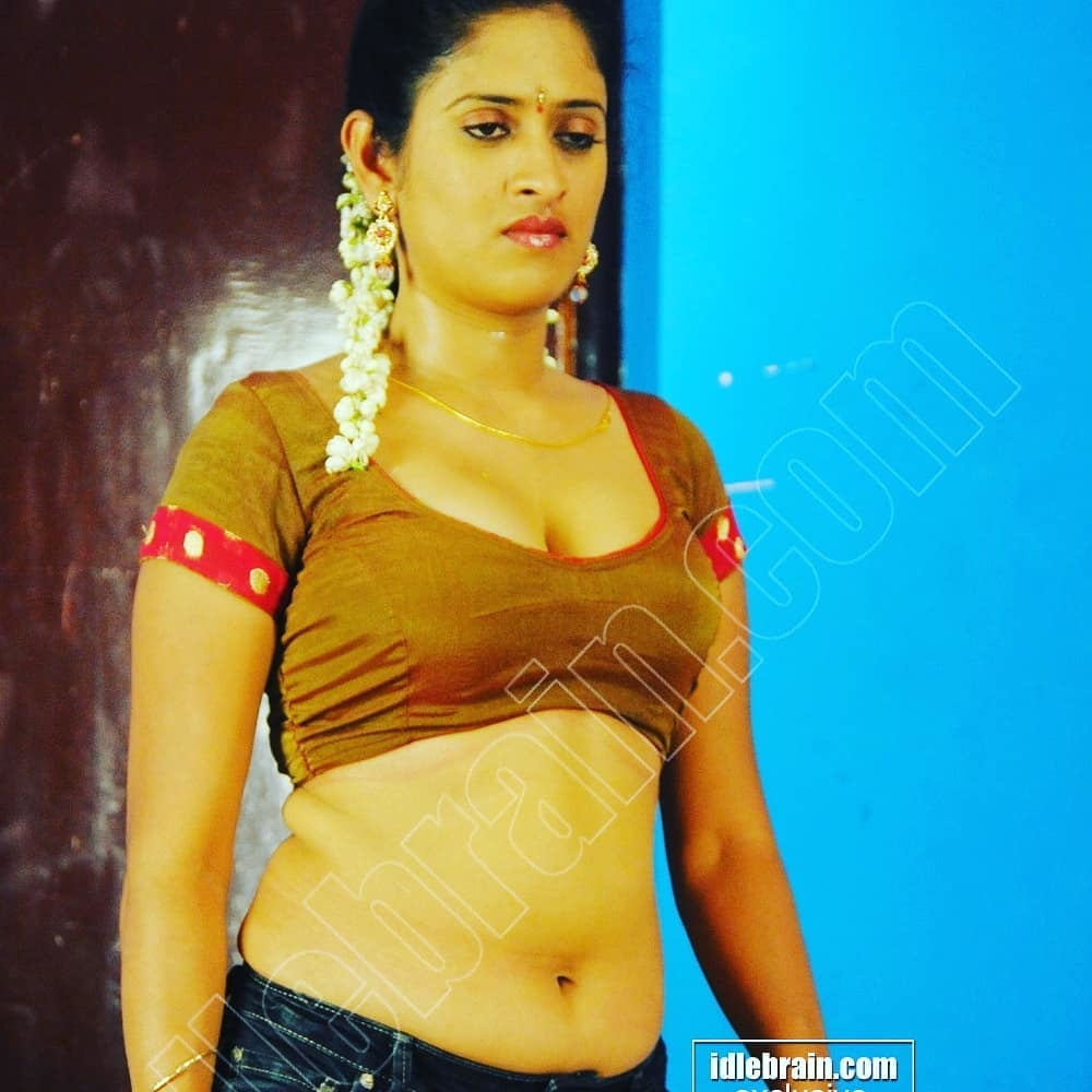 actress navel #88601358