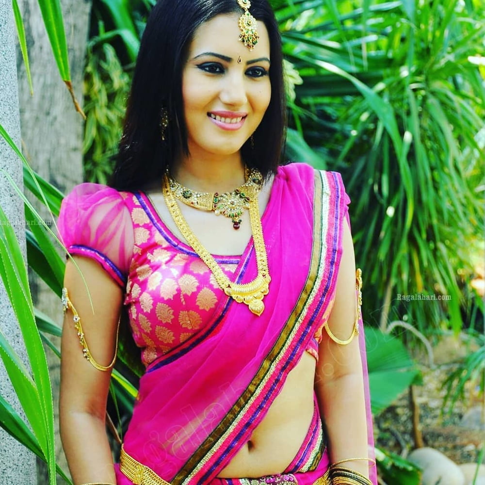 actress navel #88601694